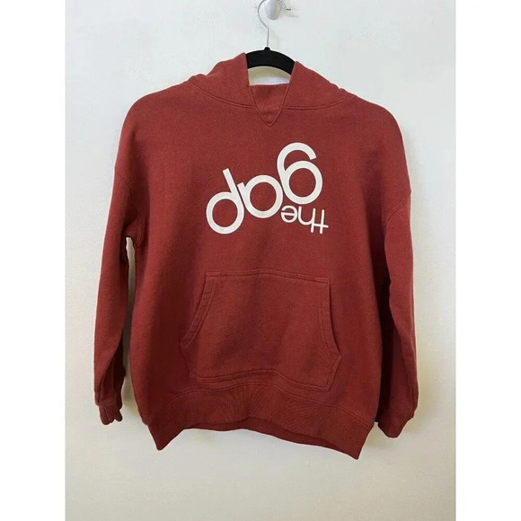 Gap x Stranger Things season 4 sz 10 (teen) Red Upside Down Logo Limited Edition - Picture 1 of 7